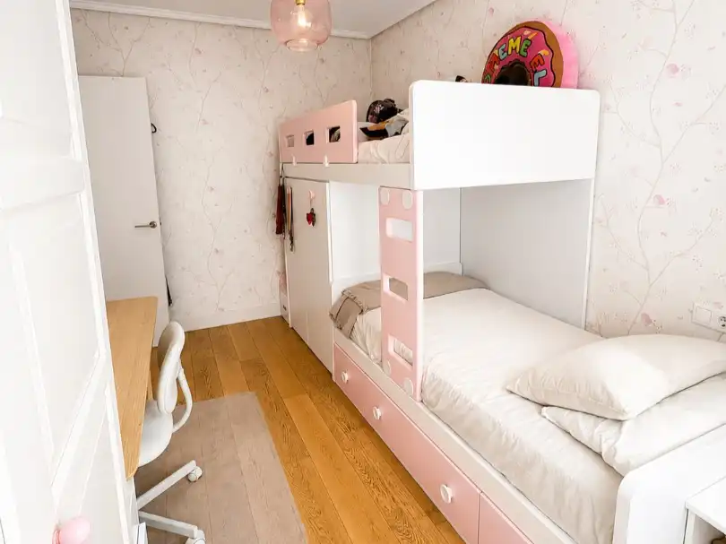 Habitación de Piso en venta en Getxo  con Terraza y Balcón