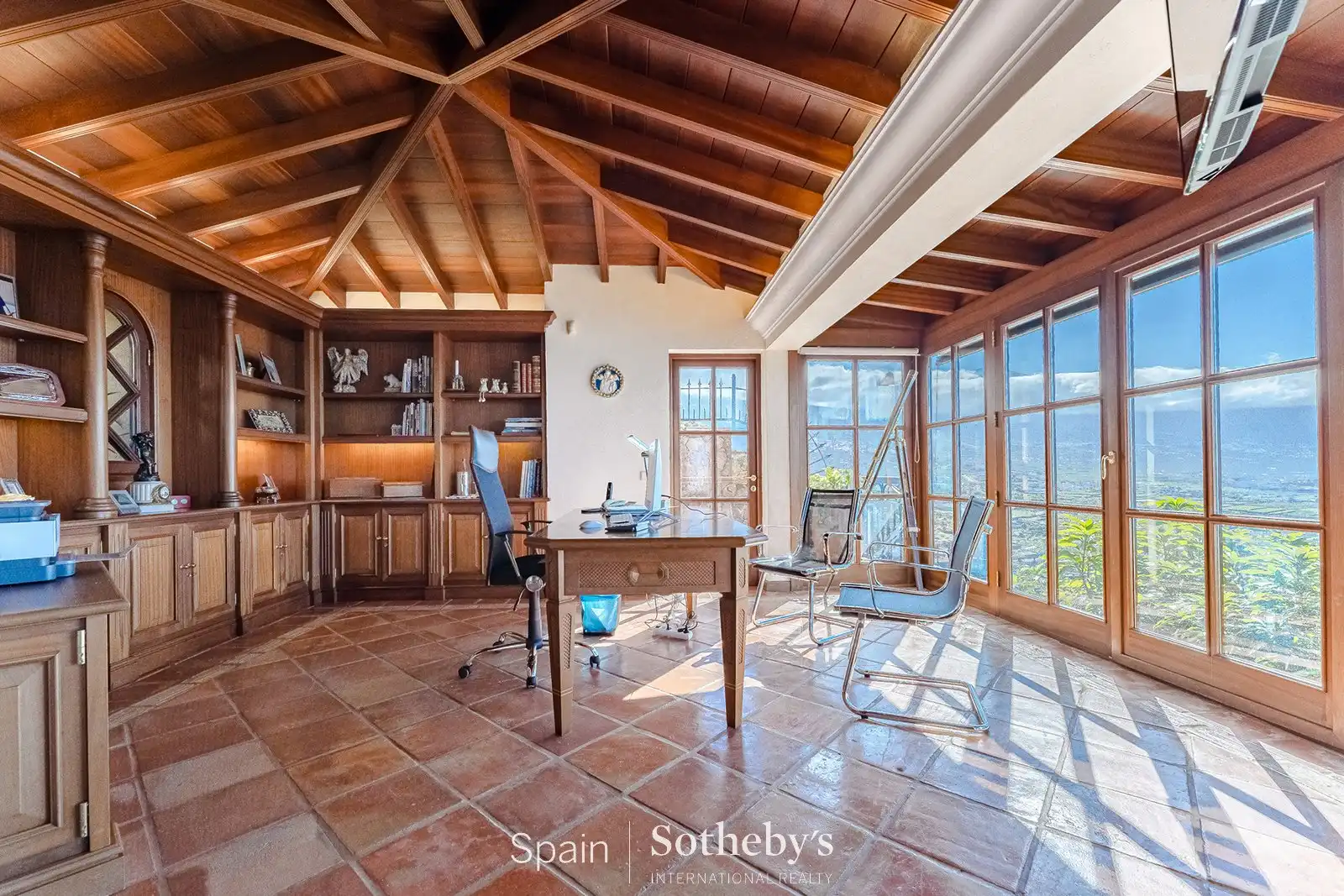 Dining room of Houses for sale in La Orotava  with Air Conditioner, Heating and Private garden