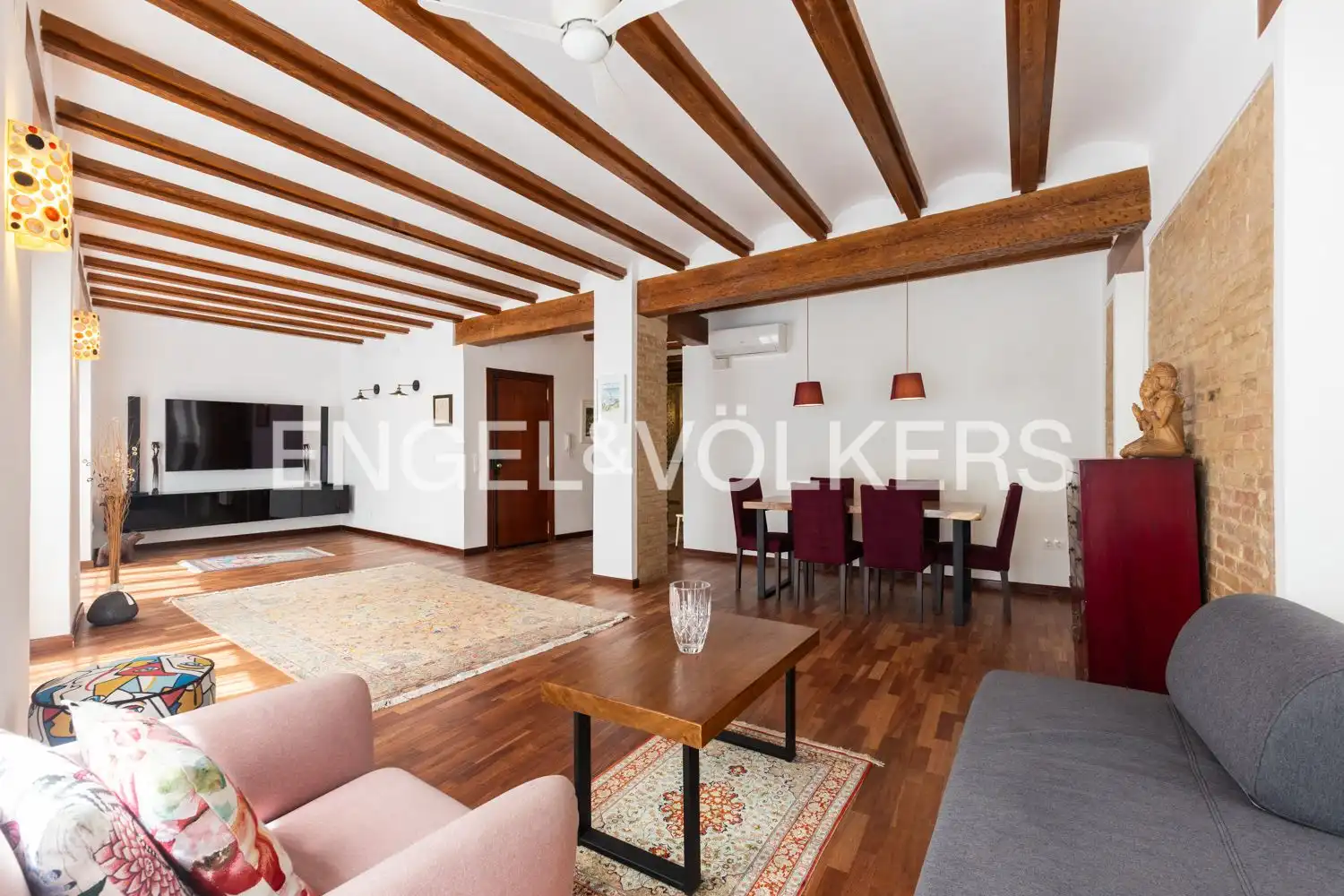 Living room of Flat for sale in Valencia  with Air Conditioner, Heating and Parquet flooring