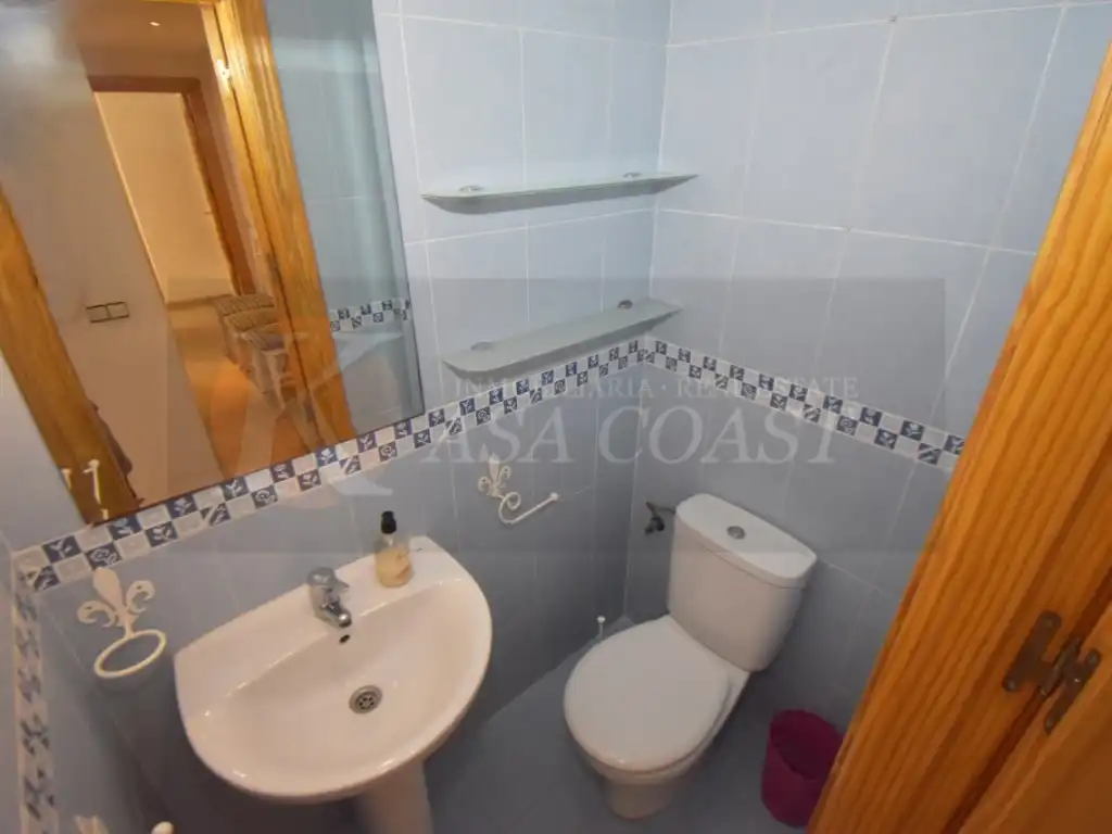 Baño de Piso en venta en Fuengirola con Balcón