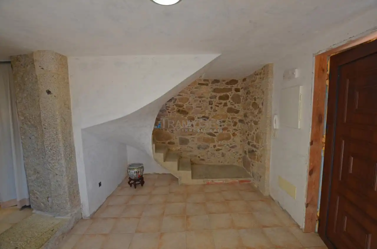 Finca rústica en venta en O Rosal   con Calefacción, Jardín privado y Terraza