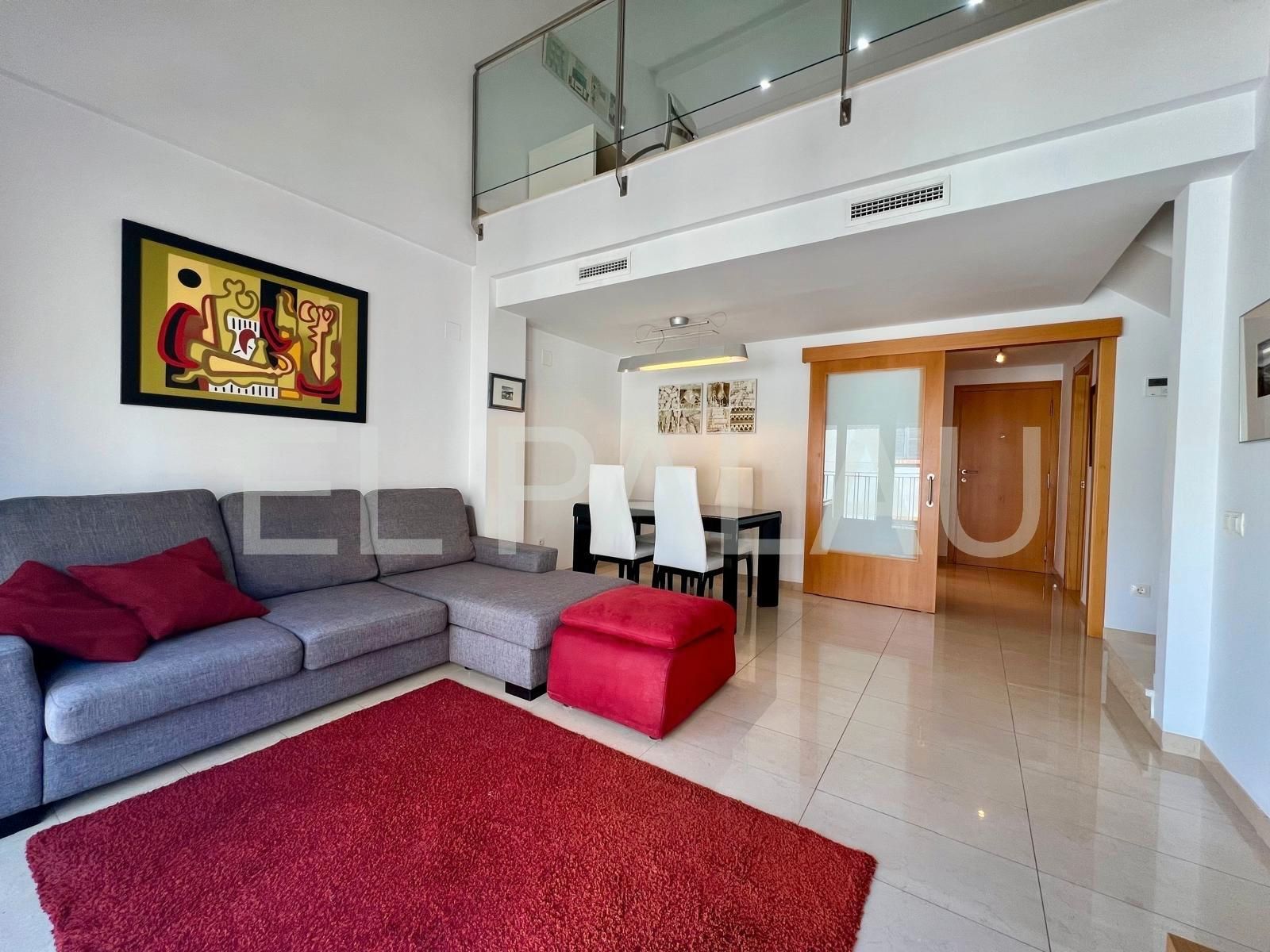 Sala d'estar de Dúplex de lloguer en  Valencia Capital amb Aire condicionat, Traster i Moblat