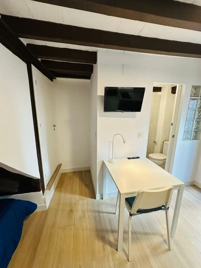 Wohnung zur Miete in Calle Capuchinas, 8, Centro - Sagrario