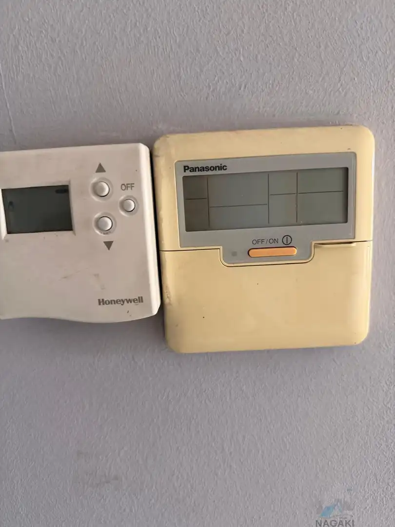 Wohnung zum Verkauf in Salt mit Klimaanlage und Heizung