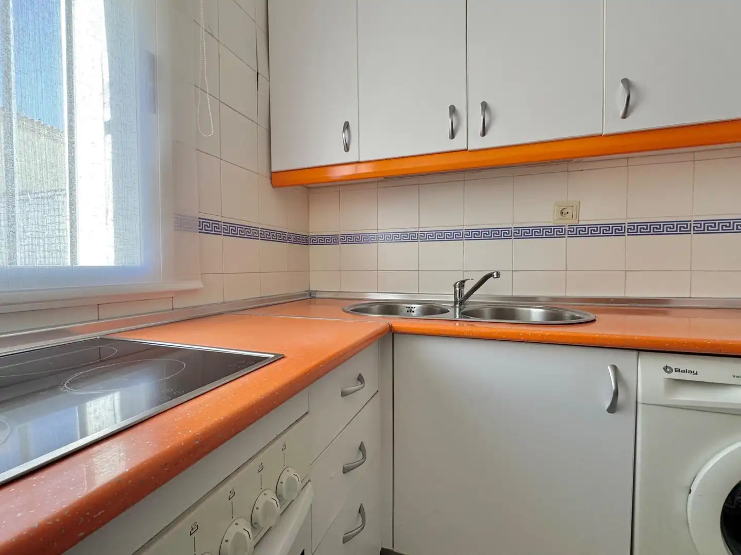 Cuina de Casa adosada en venda en Pulianas amb Traster, Balcó i Piscina comunitària
