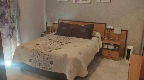 Foto 2 de Casa adosada en venta en Calle Pedro Antonio de Alarcon, 12, Las Flores - Huerta, Granada