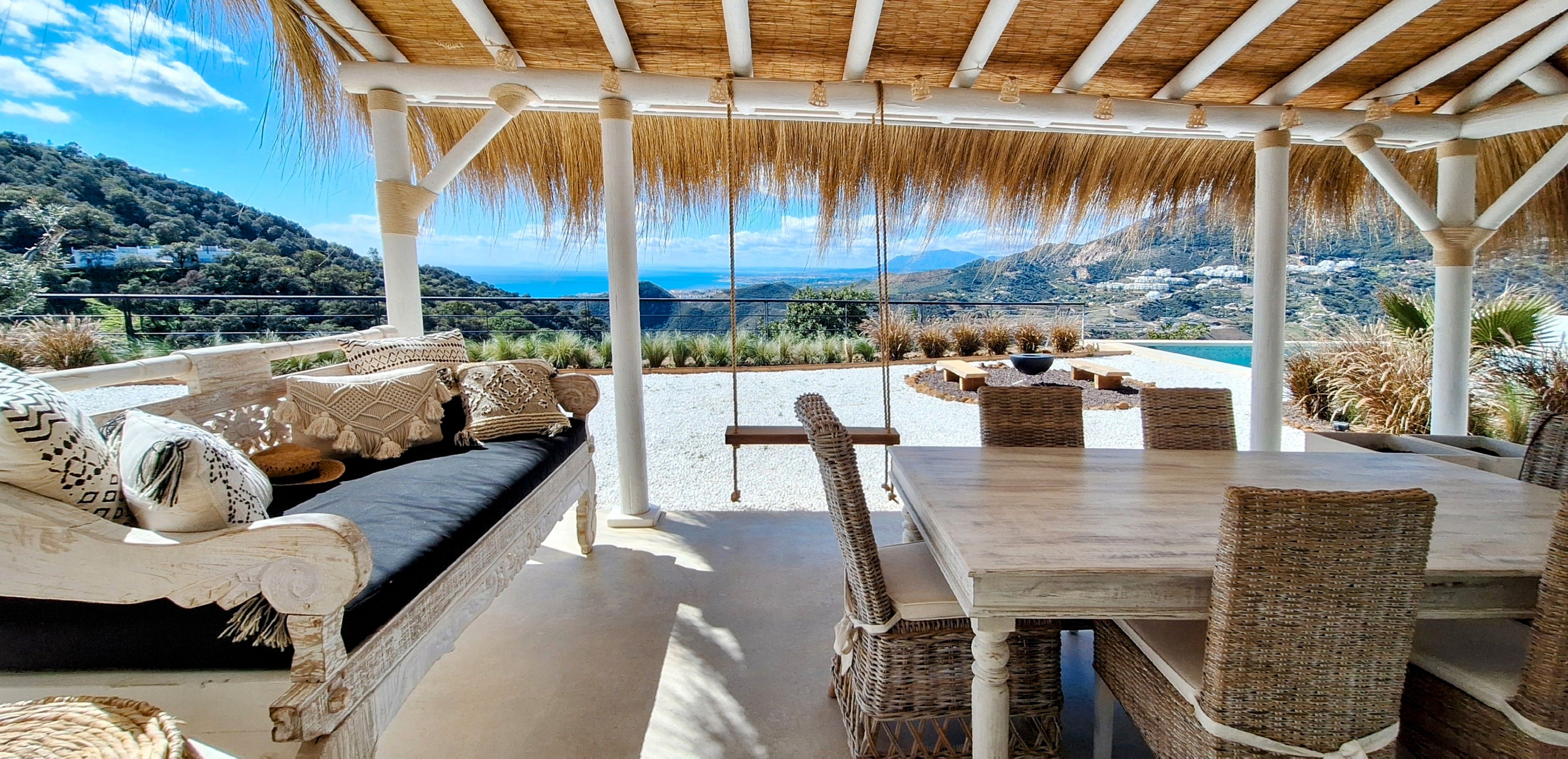 Terrassa de Casa o xalet en venda en Ojén amb Calefacció, Jardí privat i Terrassa