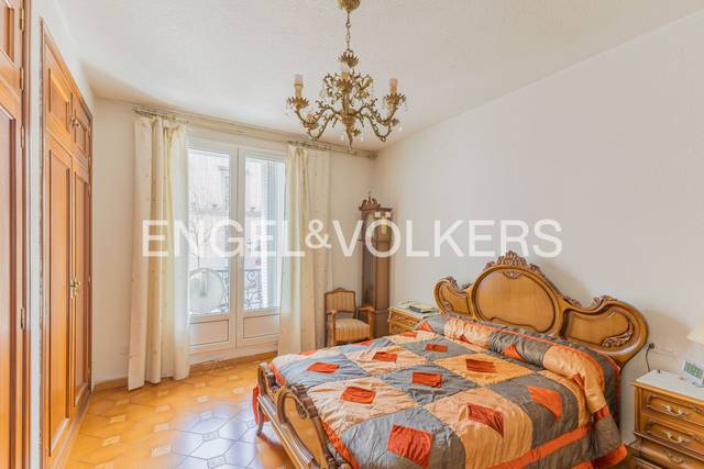 Piso en Venta en Cortes - Huertas