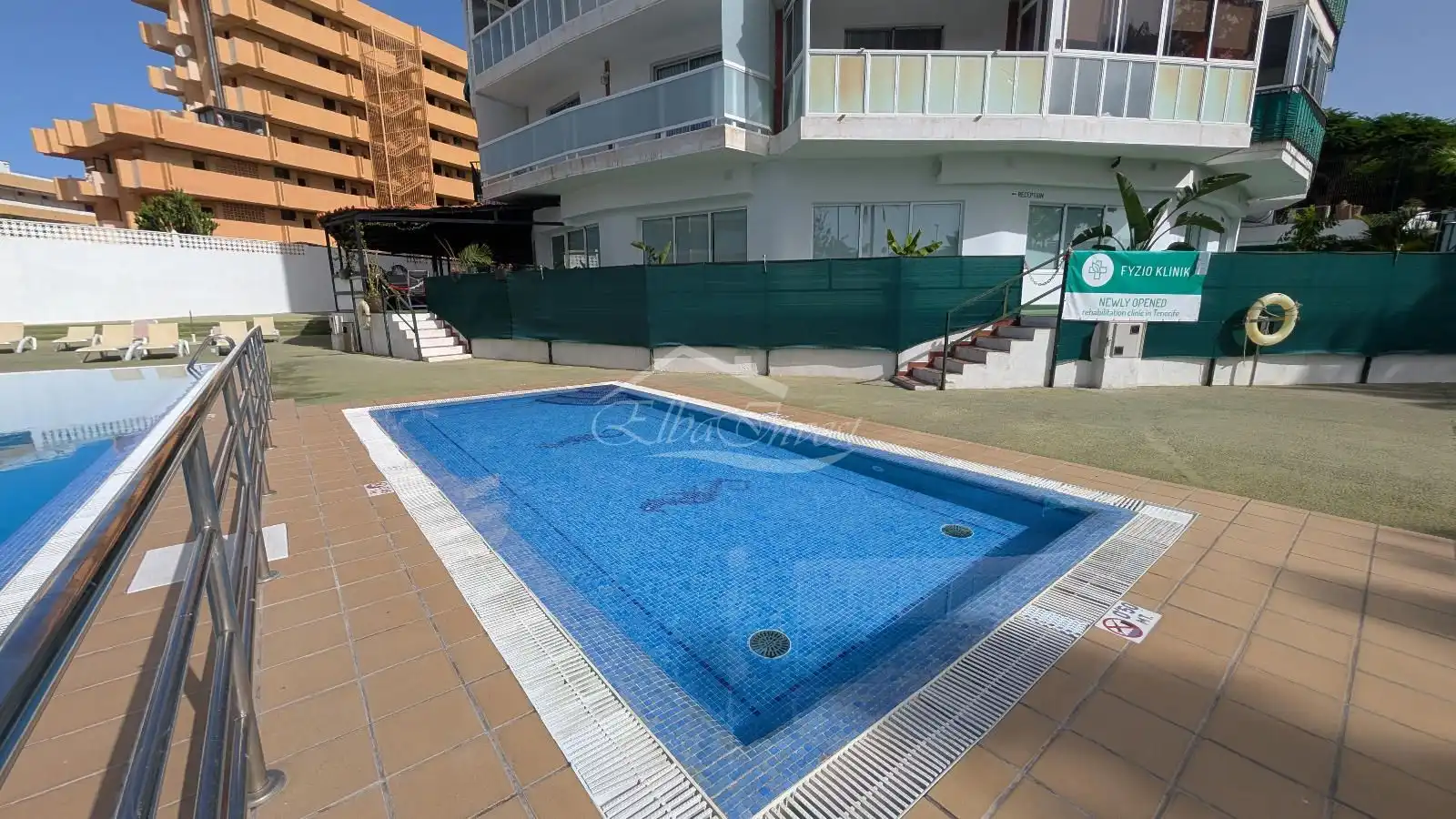 Piscina de Local de alquiler en Adeje