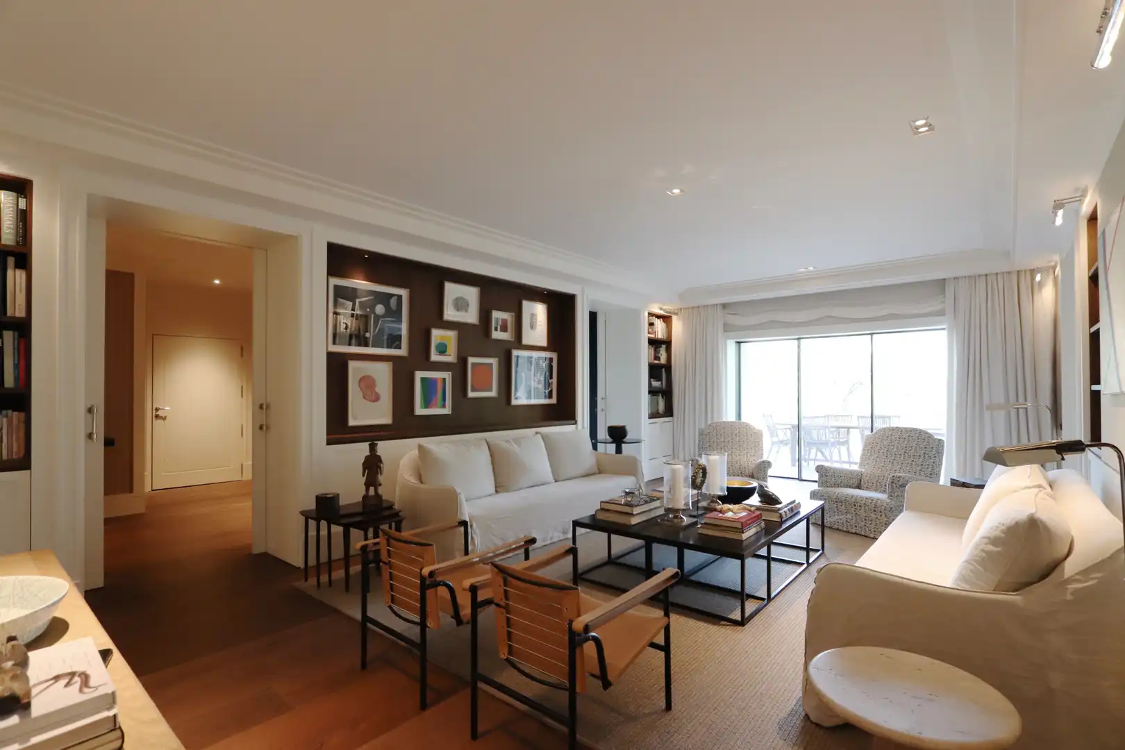 Living room of Flat for sale in Madrid  with Air Conditioner, Heating and Parquet flooring