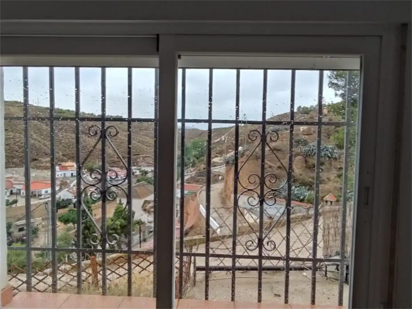 Terrassa de Casa adosada en venda en Cortes y Graena amb Traster, Moblat i Forn