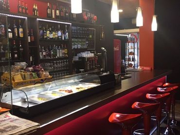Local comercial en venda a Carrer de Campcardós 76
