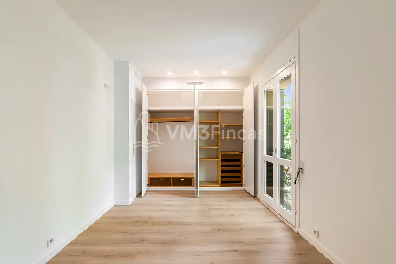 Schlafzimmer von Wohnung zur Miete in Barcelona mit Klimaanlage, Heizung und Parkett