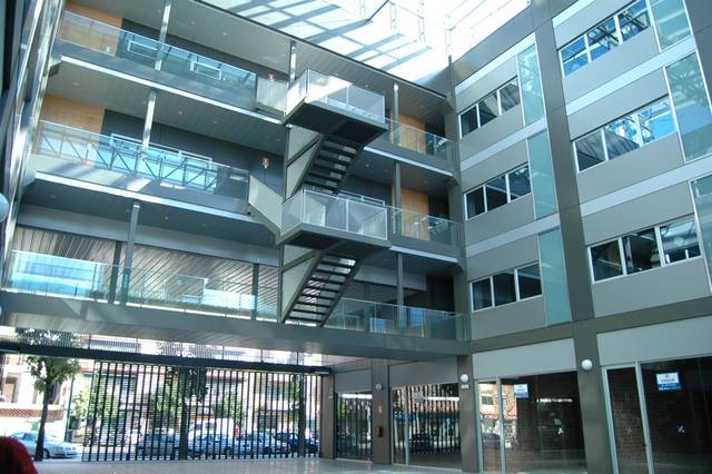 Local comercial en Venta en DE HYTASA en El Plantinar – Avda. La Paz - El Juncal