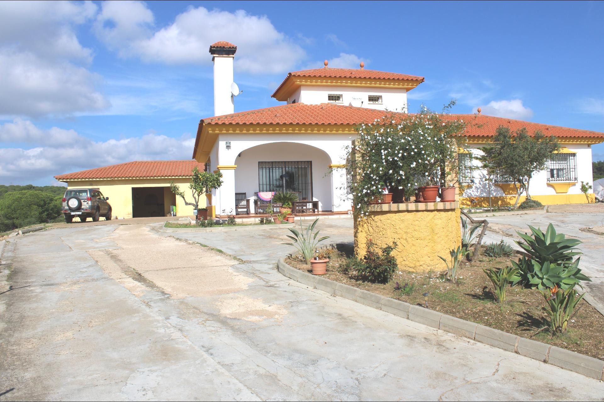Vista exterior de Casa o xalet en venda en Villablanca amb Aire condicionat, Jardí privat i Terrassa