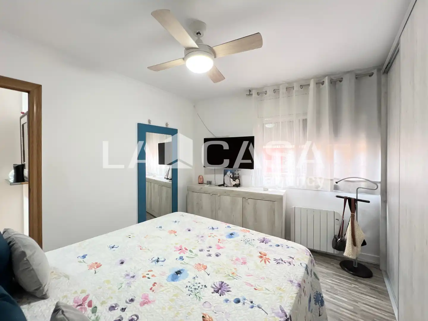 Bedroom of Flat for sale in Badalona  with Heating, Terrace and Storage room