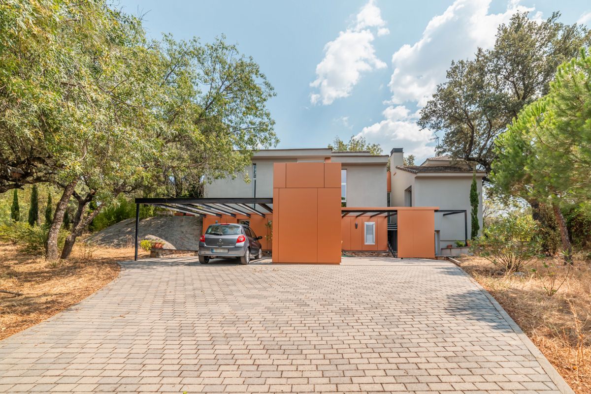 Exterior view of House or chalet for sale in El Escorial  with Air Conditioner, Heating and Private garden