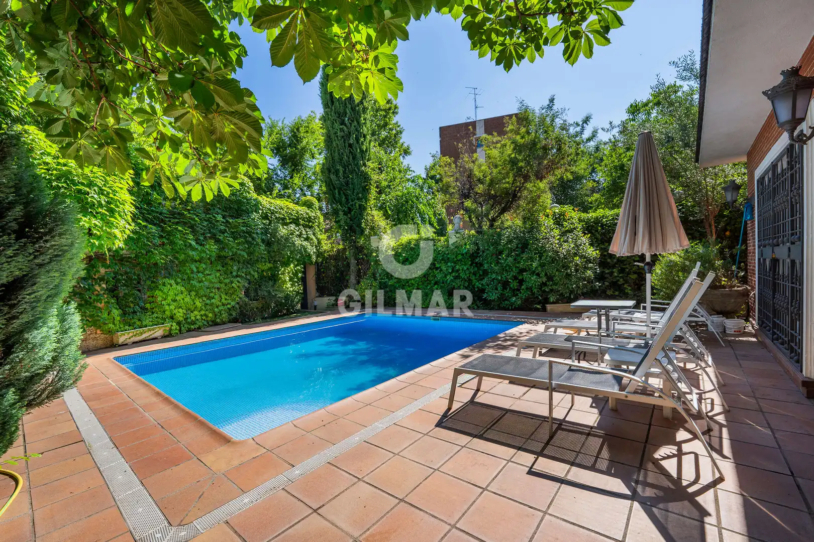 Piscina de Casa o chalet en venta en Madrid con Calefacción, Jardín privado y Piscina