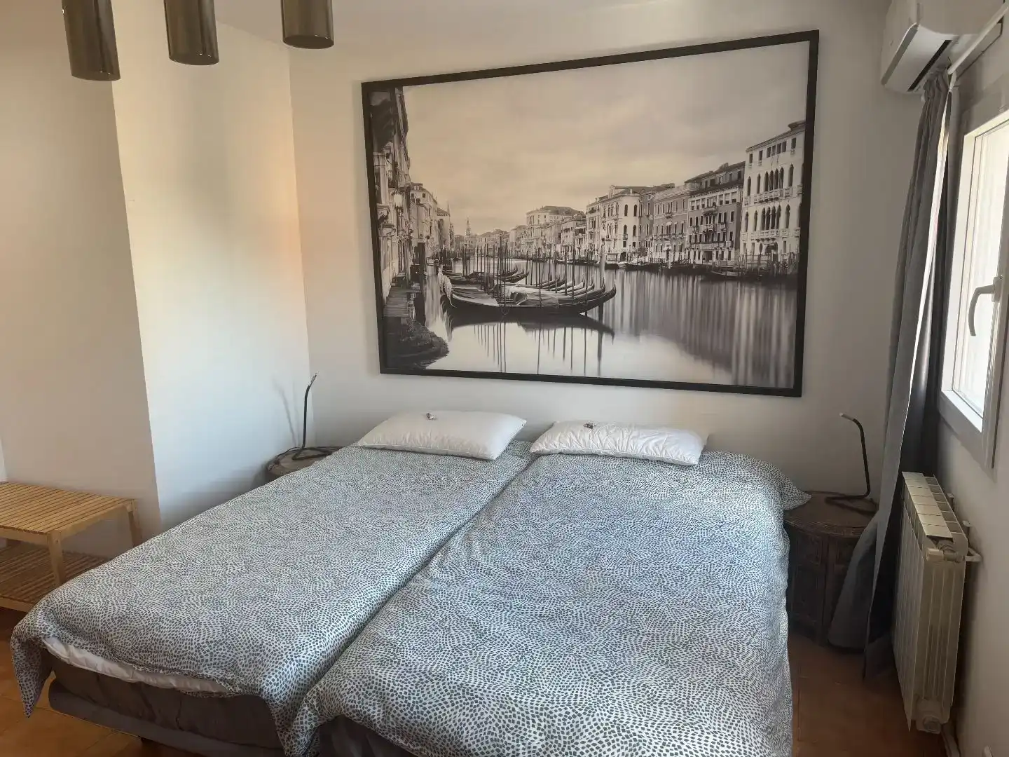 Schlafzimmer von Wohnung zur Miete in  Madrid Capital mit Klimaanlage