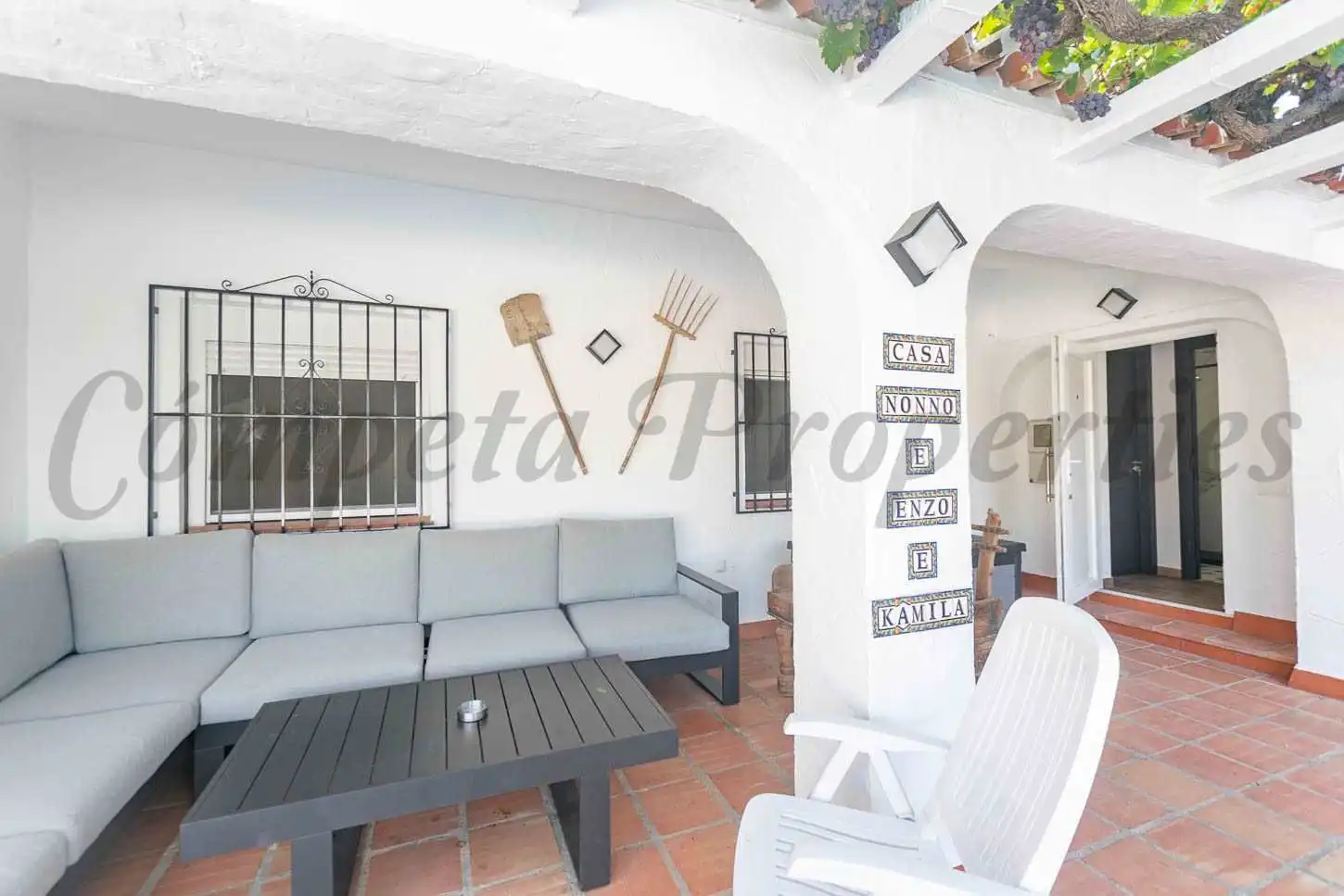 Casa con piscina in vendita a Torrox Pueblo, imagen 2