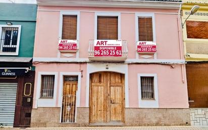 Vista exterior de Casa o xalet en venda en Bétera amb Aire condicionat i Balcó