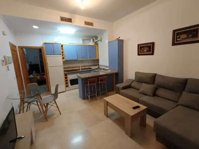 Flat with lift to rent in Centro