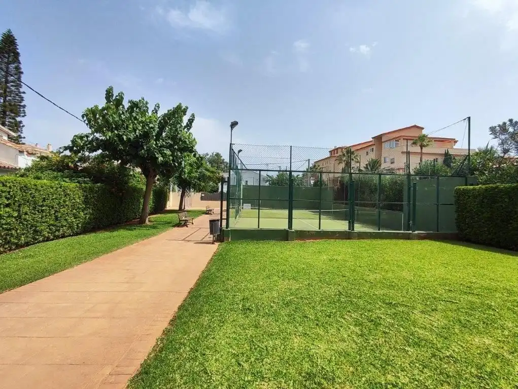 Aparcament de Apartament en venda en Dénia amb Aire condicionat, Calefacció i Terrassa