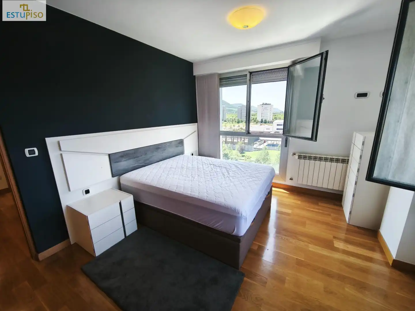 Schlafzimmer von Wohnung zum Verkauf in Vitoria - Gasteiz mit Heizung, Terrasse und Abstellraum