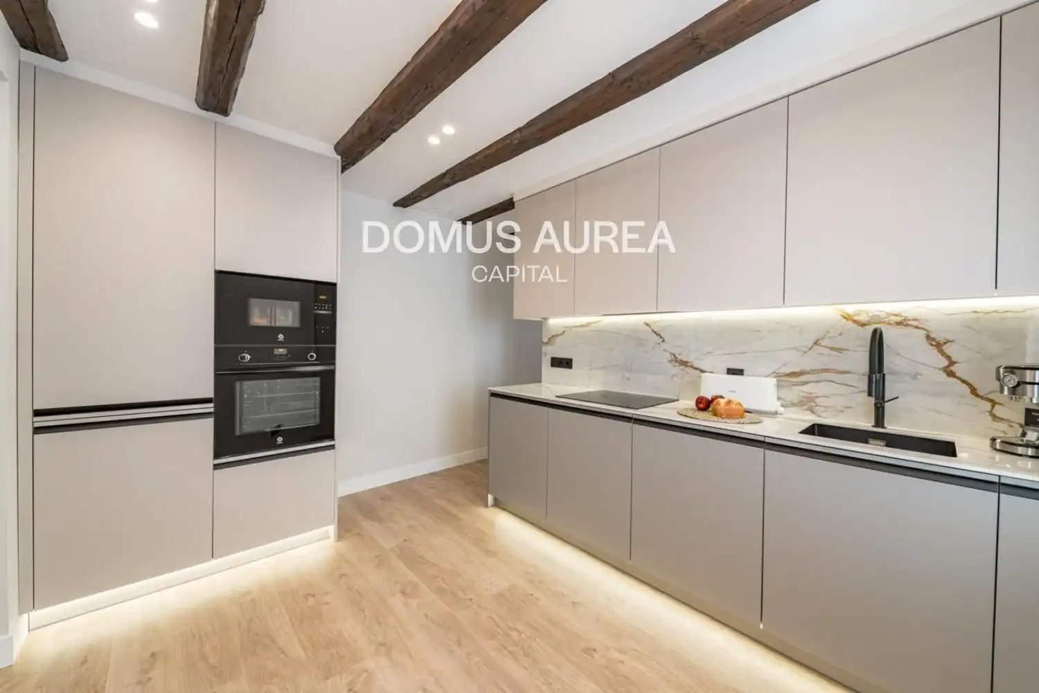 Piso con ascensor en venta en Colón, imagen 10
