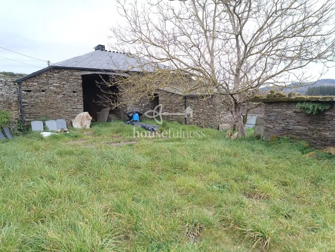 Finca rústica en venta en Lugo con Calefacción y Jardín privado