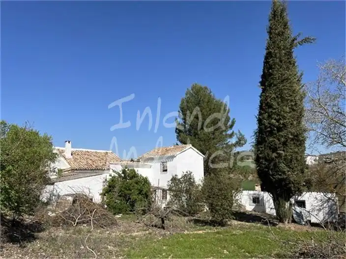 Casa rústica en venda a Alcalá la Real
