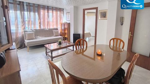 Foto 2 de Piso de alquiler en Plaza Castelar - Mercado Central, Elda