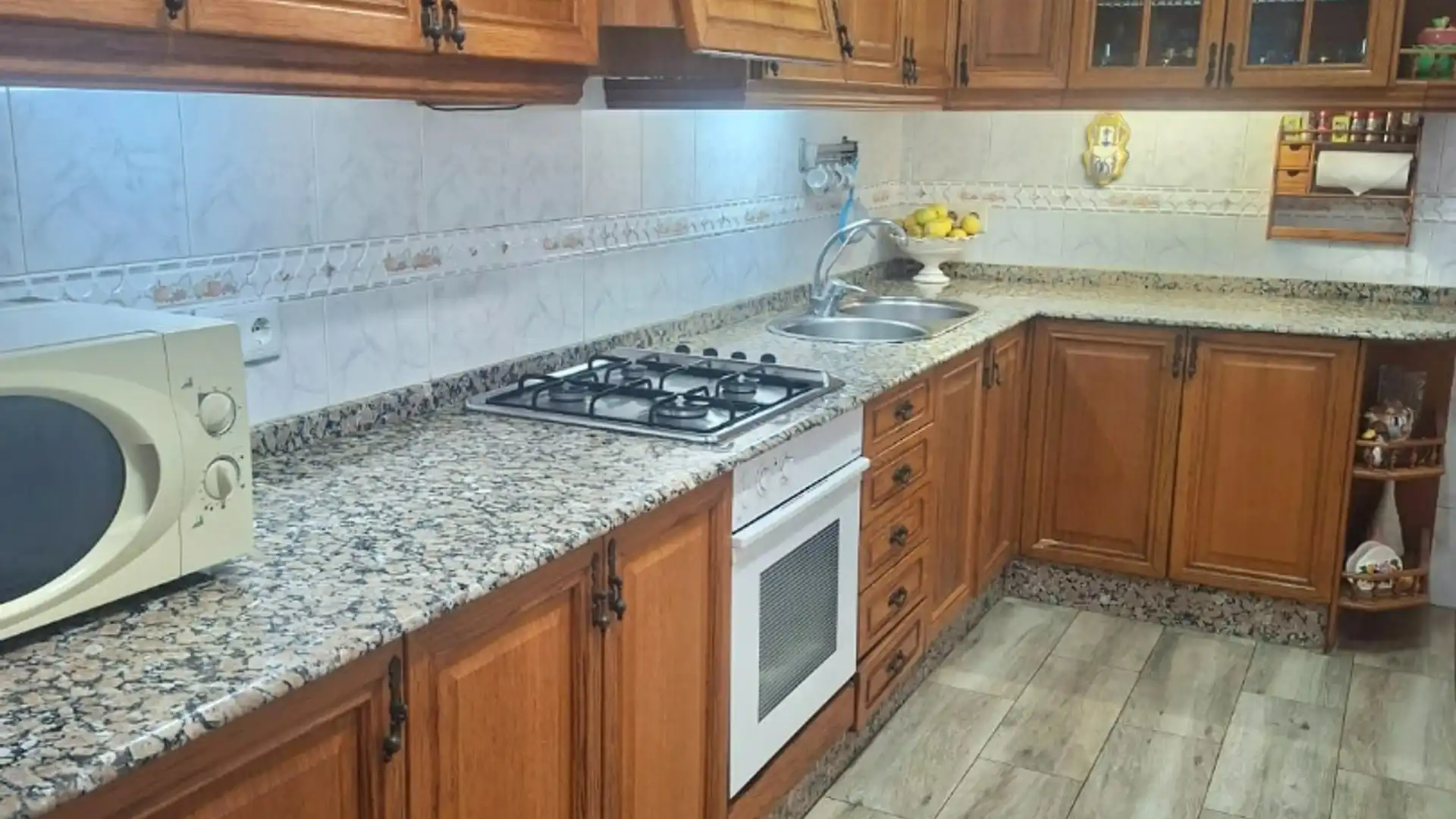 Cuina de Casa o xalet en venda en Alicante / Alacant amb Aire condicionat, Calefacció i Terrassa