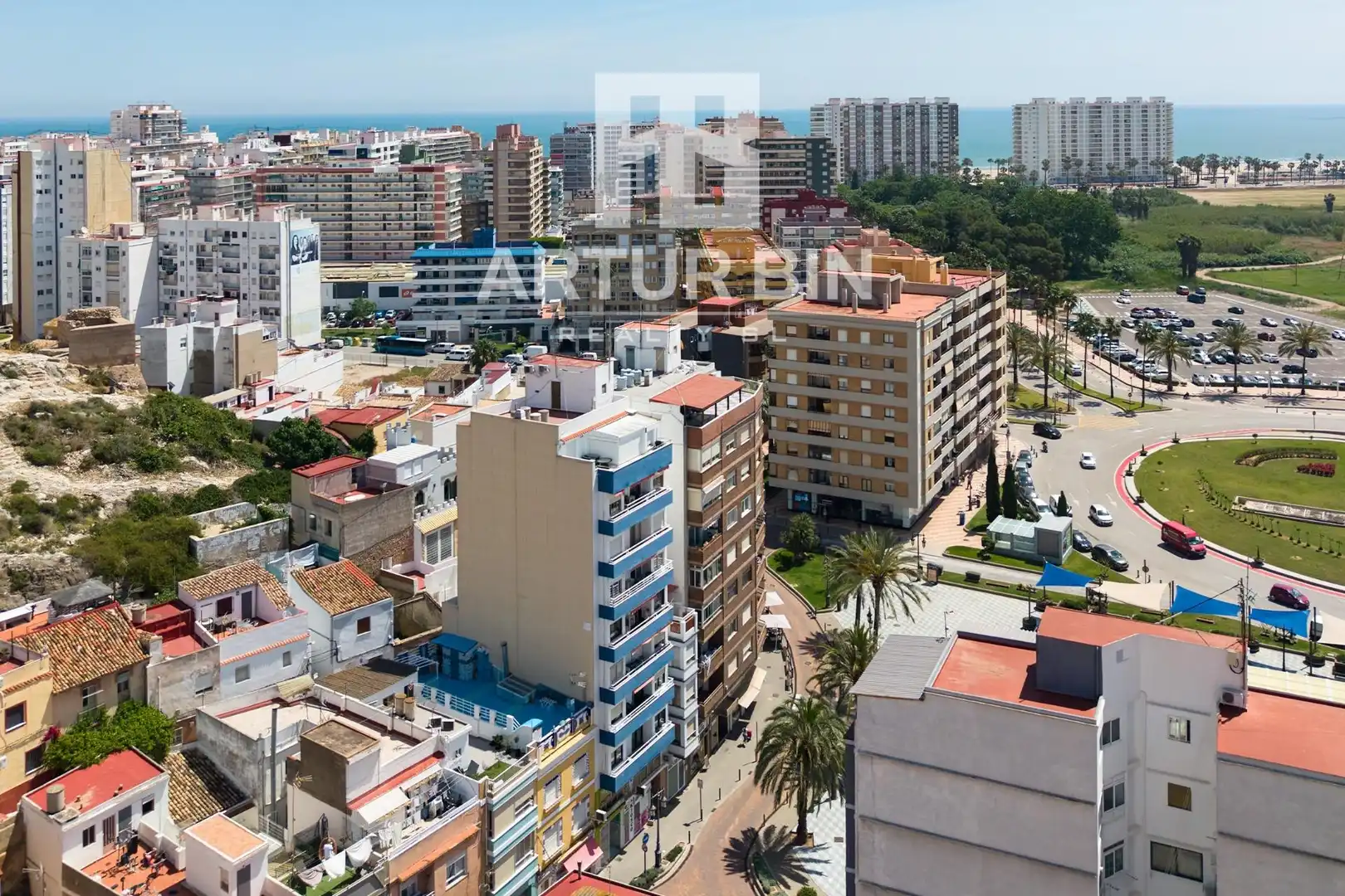 Außenansicht von Wohnung zur Miete in Cullera mit Heizung, Terrasse und Balkon