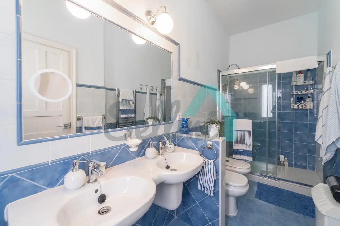 Baño de Casa o chalet en venta en Ribera de Arriba con Jardín privado, Terraza y Balcón
