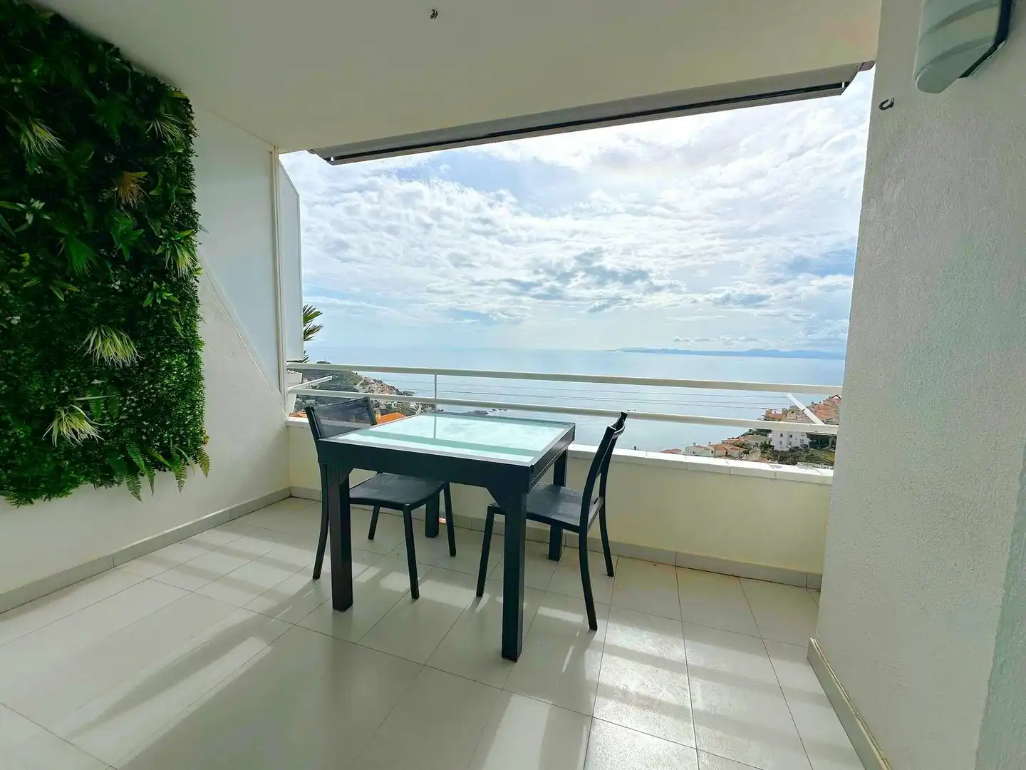 Terraza de Apartamento en venta en Almadrava - Canyelles - Puig-Rom