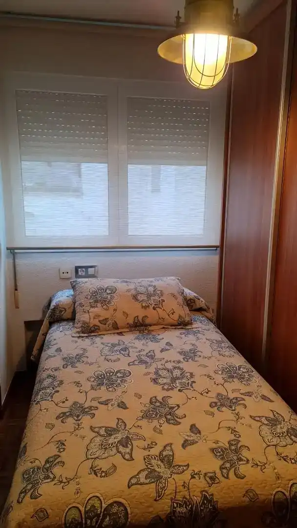 Dormitori de Pis en venda en Oviedo 