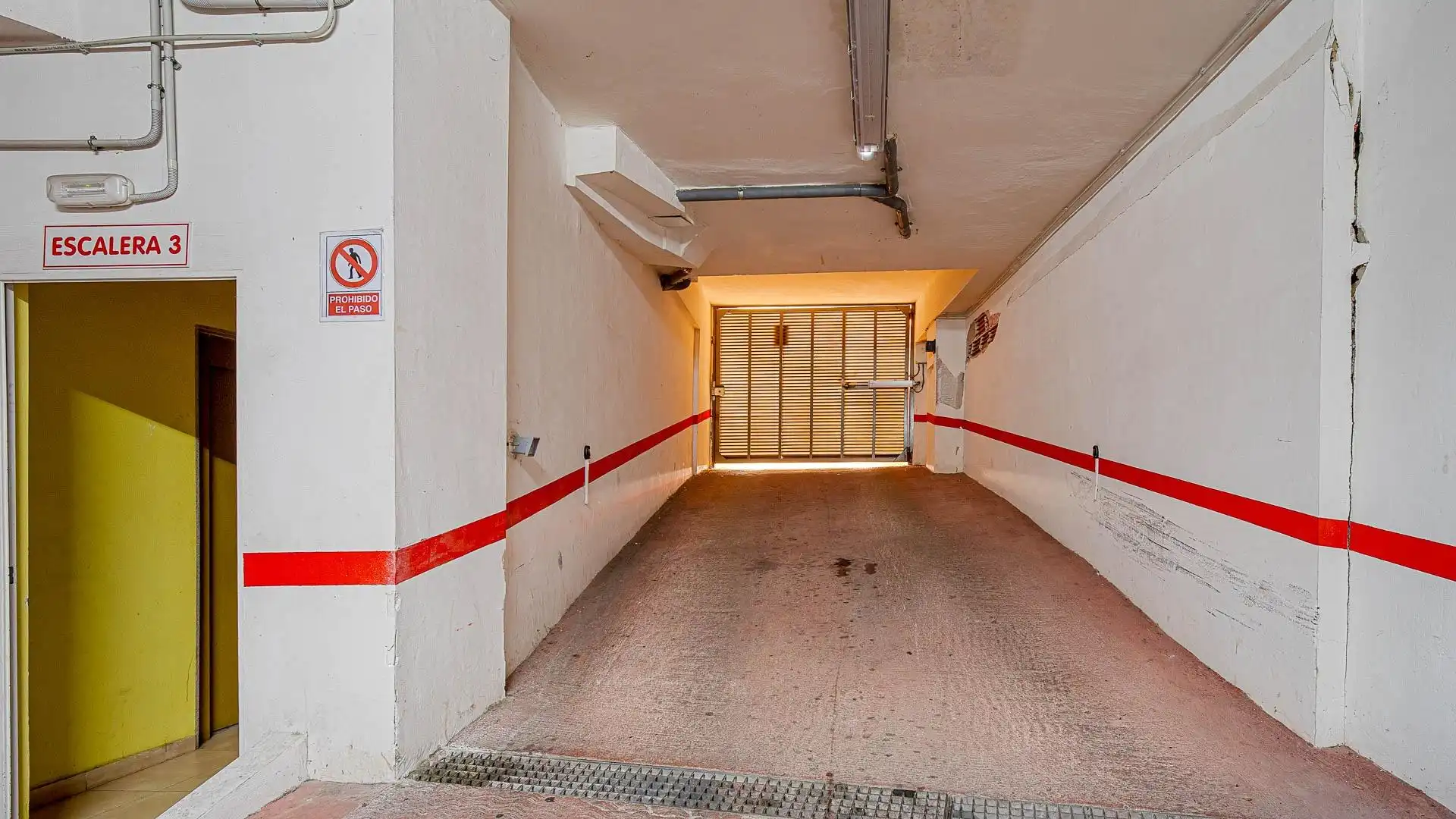 Parking de Apartamento en venta en Formentera del Segura con Terraza y Piscina comunitaria