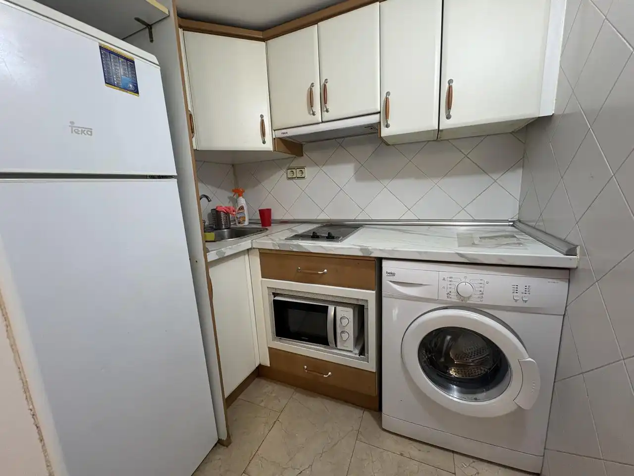 Kitchen of Duplexes for rent in Madrid  with Air Conditioner and Furnished