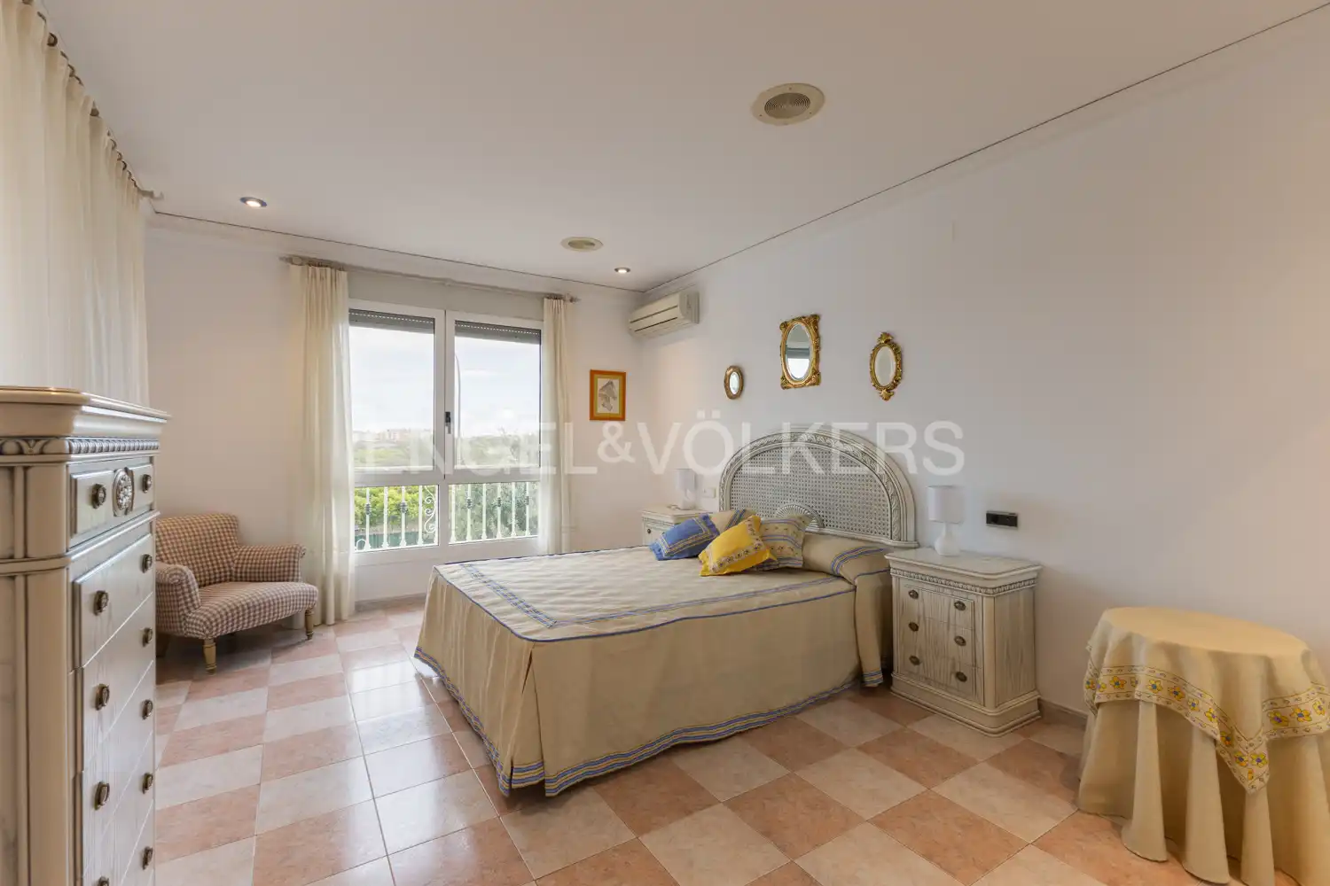 Habitación de Finca rústica en venta en Piles con Aire acondicionado, Calefacción y Jardín privado