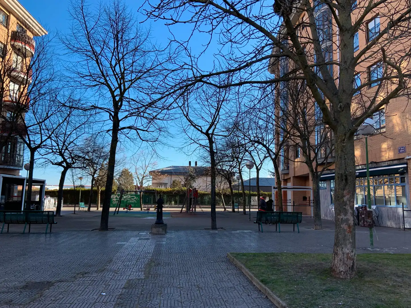 Vista exterior de Local en venta en Burgos