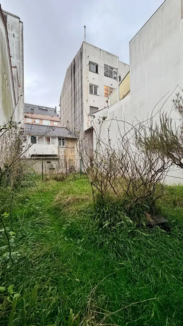 Einfamilien-Reihenhaus zum Verkauf in Ferrol mit Heizung, Abstellraum und Alarm