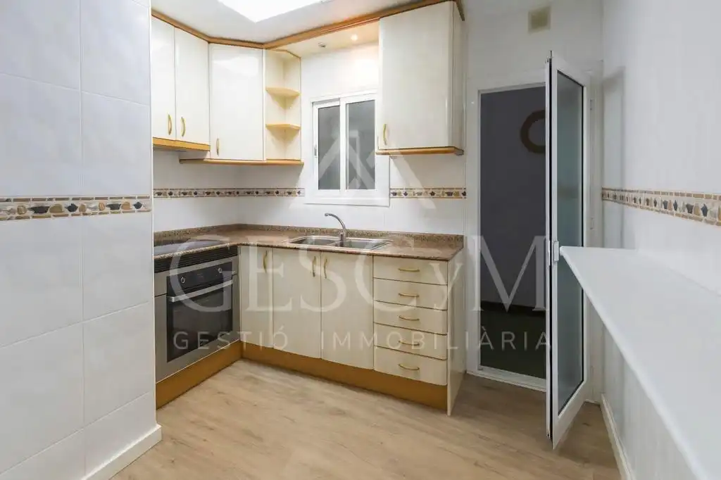 Kitchen of Flat for sale in Sant Joan Despí  with Parquet flooring