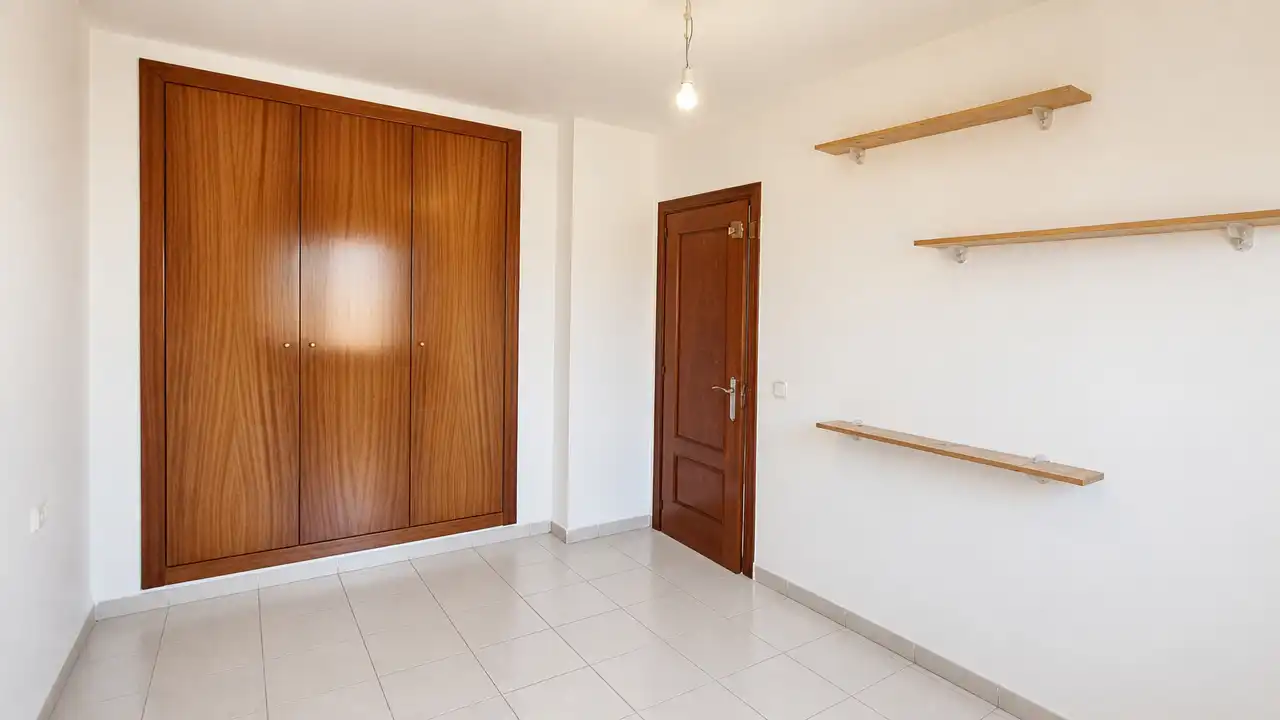 Bedroom of Attic for sale in Figueres  with Heating, Terrace and Balcony