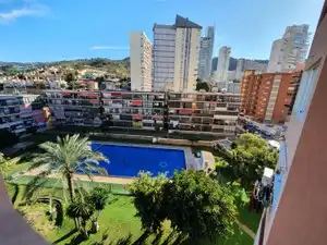 Apartment with lift for sale in Avenida de Roma