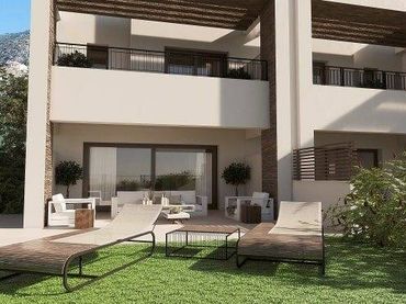 Adosado con piscina en venta en Urbanizacion cerros del lago 1