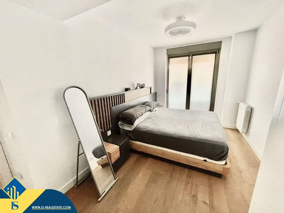 Habitación de Piso en venta en Alicante / Alacant con Terraza, Amueblado y Piscina comunitaria