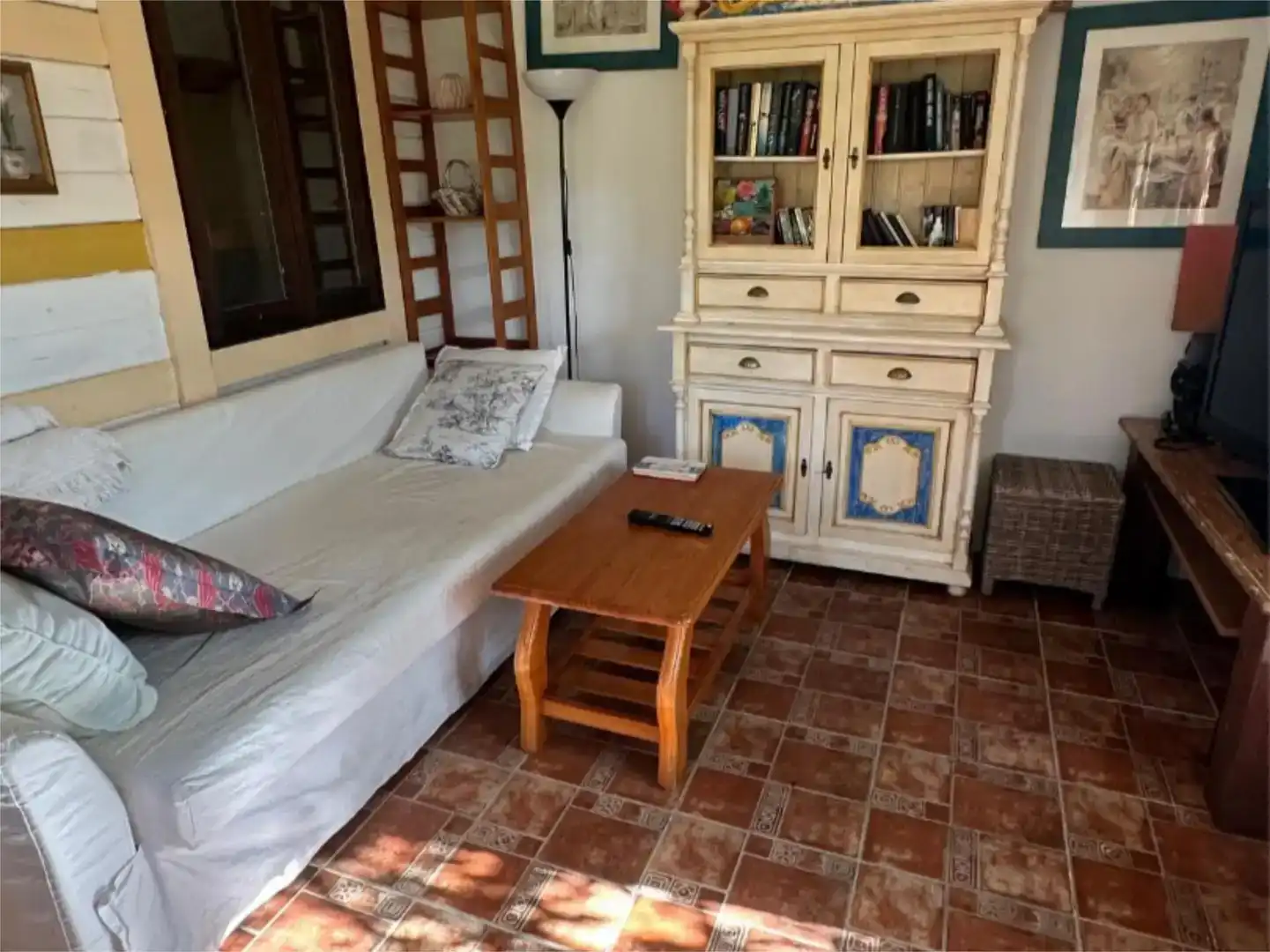 Sala d'estar de Finca rústica en venda en Mijas amb Aire condicionat i Balcó