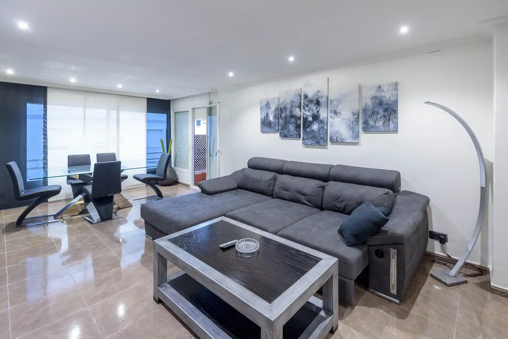 Living room of Flat for sale in Tarragona  with Air Conditioner, Heating and Storage room