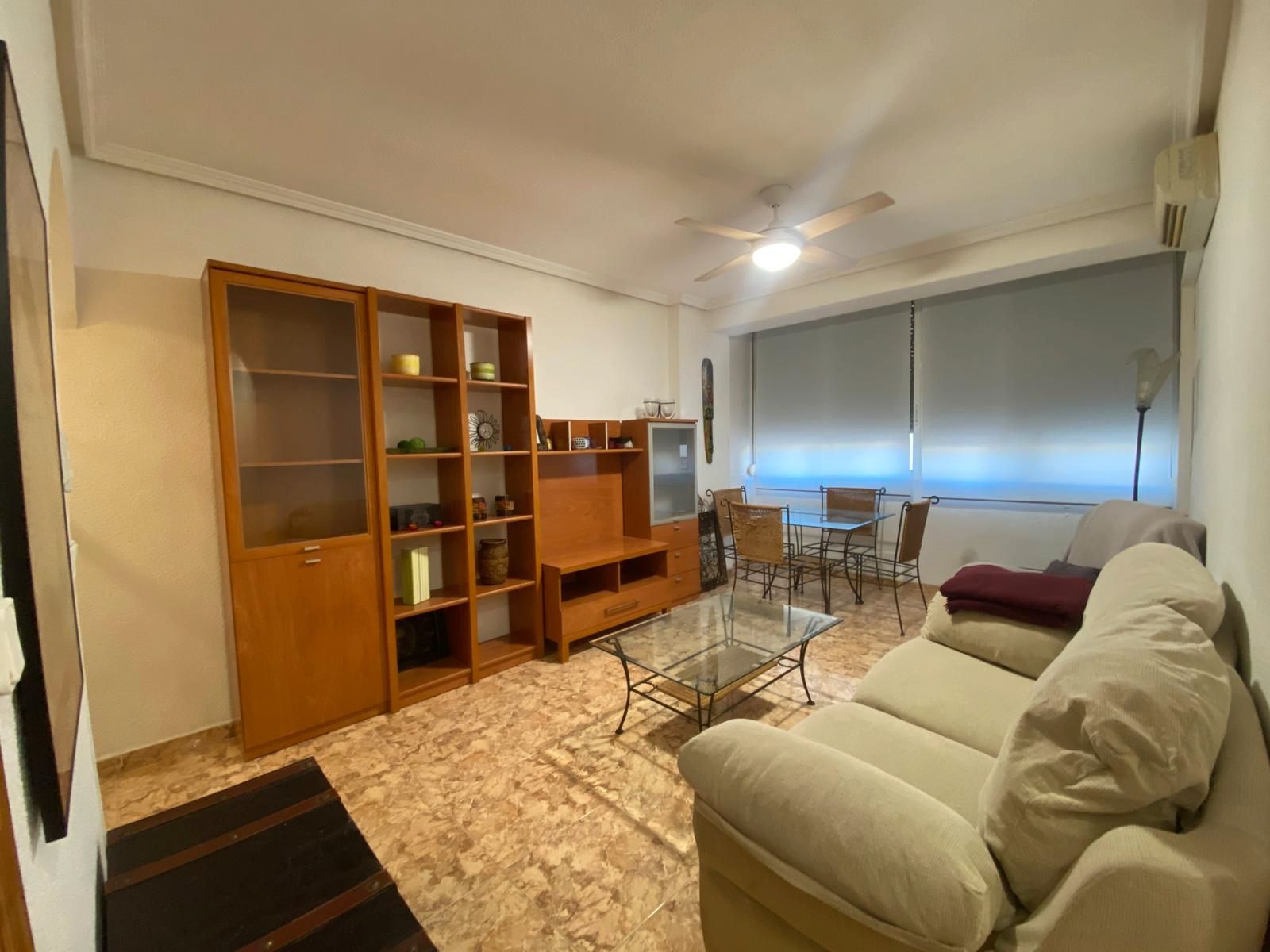 Piso de alquiler en Pla de Bon Repós, Pla - Carolinas